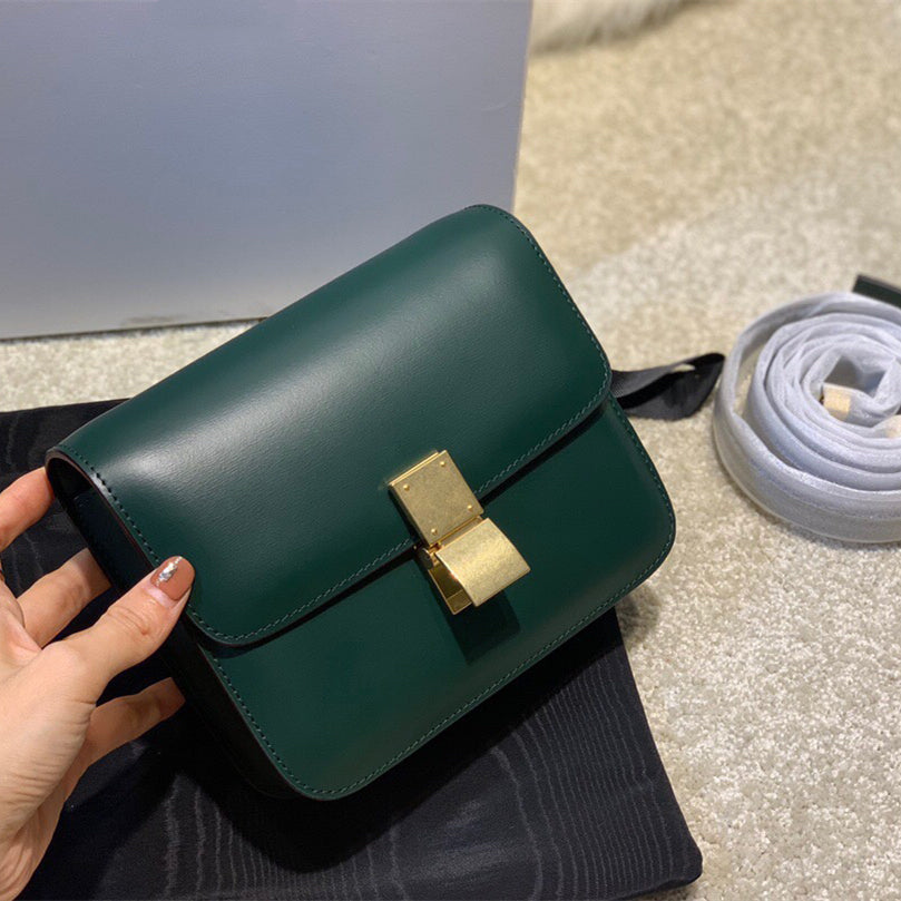 Classic shoulder bag - Joanna
